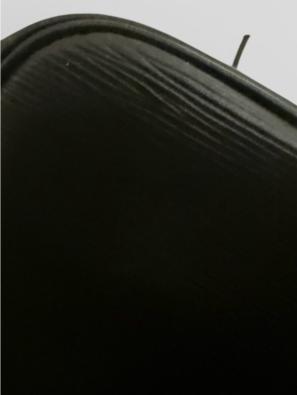 SOLD ***Louis Vuitton Epi Leather Noe GM Bucket Bag Black β Vintage β¨ - Picture 10 of 12